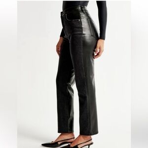 Abercrombie 90a ultra high rise straight jean